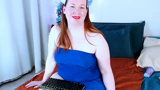 GoddessLara webcam