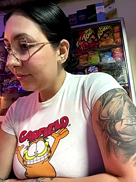 You-kitty2025 webcam