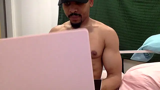 Soulmatesxoo34 webcam