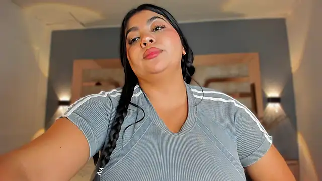 BellaBoobs_