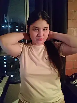 lilpervertgirl webcam