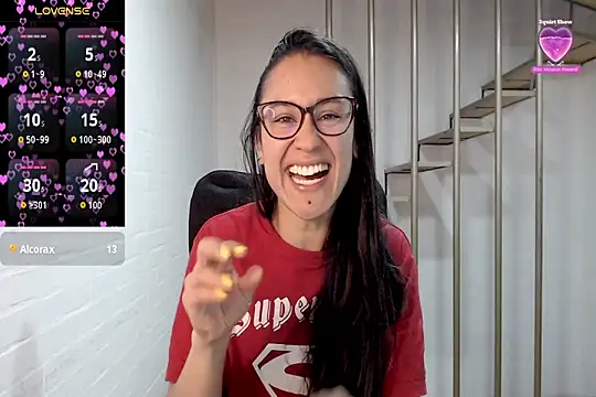 Jessie_Desire webcam