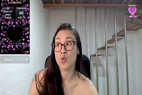 Jessie_Desire webcam