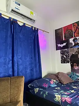 Kriss_Edwards webcam