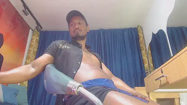 ElCaballeroNegro24 webcam