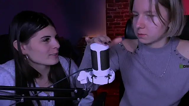 gloria_bubble webcam