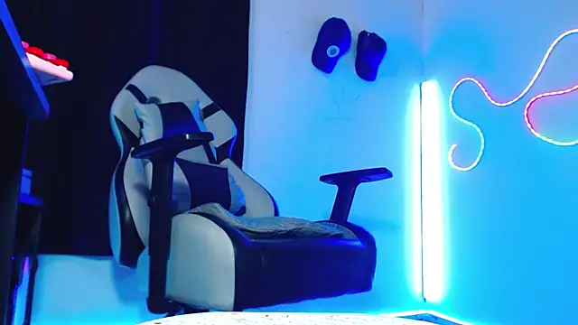 sebastian_horny webcam