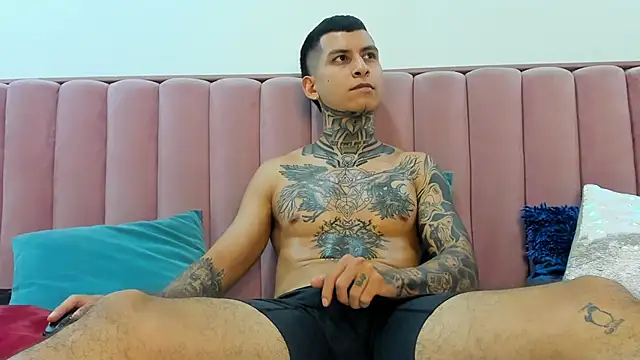 Andrew_sanders68 webcam