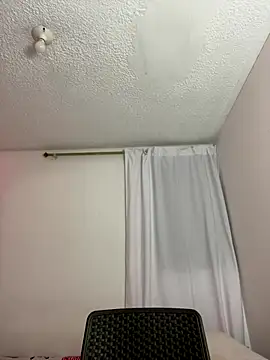 Alice_and_Bunny_ webcam