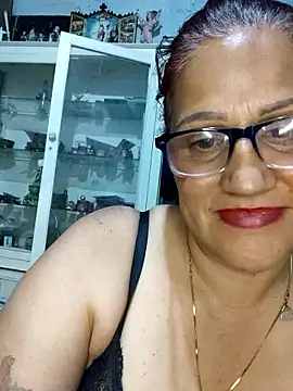 Webcam Model (Edged_Hot69)  is live.Free join now!