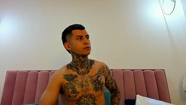 Andrew_sanders68 webcam