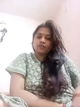 Trisha_71 webcam