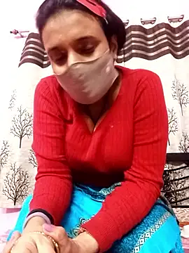 Webcam Model (Gullapi)  is live.Free join now!