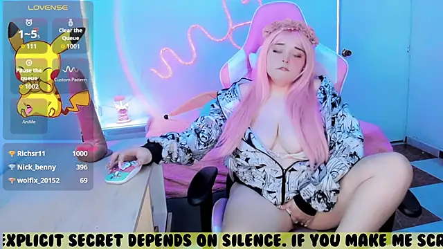 waifumochi_chan webcam