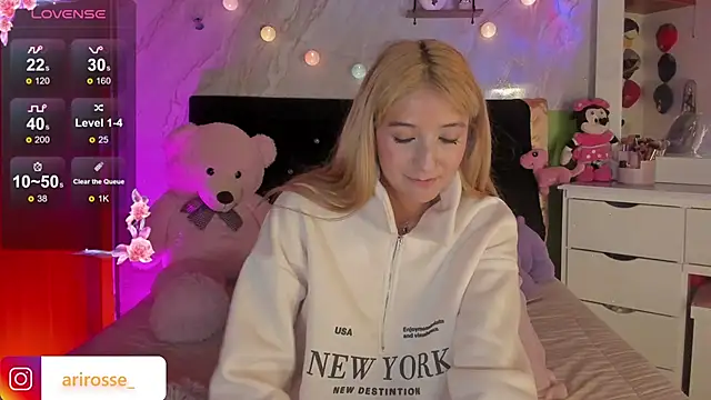 ariana_rosse__ webcam