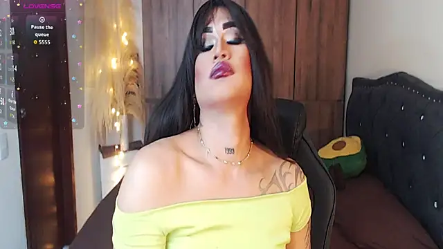 melani_ferraraa_ webcam