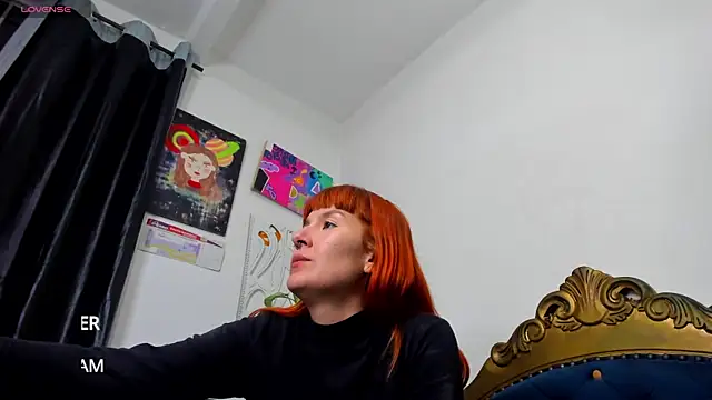 MaryJaneDove webcam