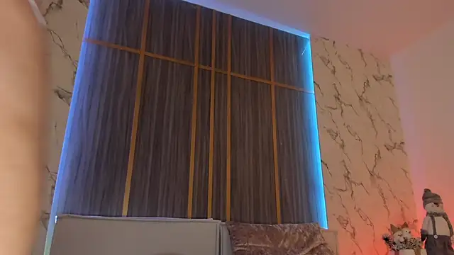 IsabellaAllen webcam