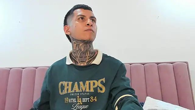 Andrew_sanders68 webcam