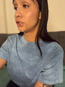 Isabella-Teen webcam