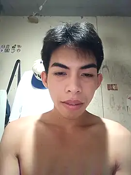 Urhotsilverboy webcam