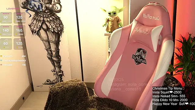 tatiana__cortes18 (F young) - Boobs out and sexy blowjob🎄✨❤️‍🔥