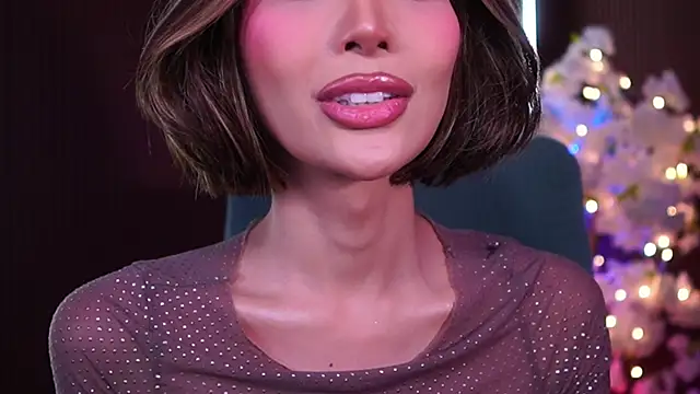 xxforyoureyesonlyxx webcam