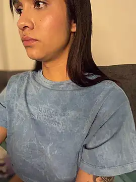 Webcam Model (Isabella-Teen)  is live.Free join now!