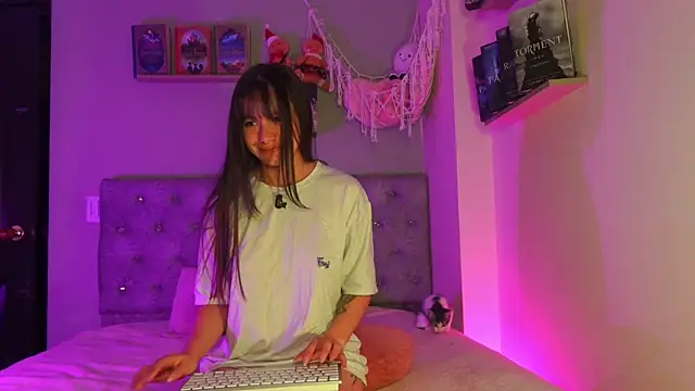 Alisha_Olsen_ webcam