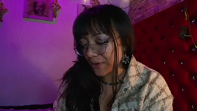 Victoria_Thompson1 webcam