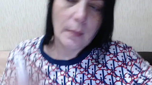 Mirabelle_Sweet webcam