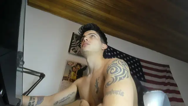 charlie_hotxxx webcam