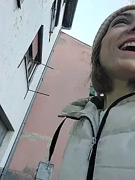 SheTheDeeevil webcam