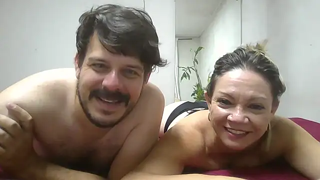 strawberry_ana - Strawberry_ana's free webcam