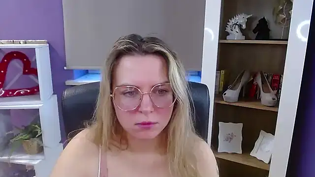Zoey_Erotic webcam
