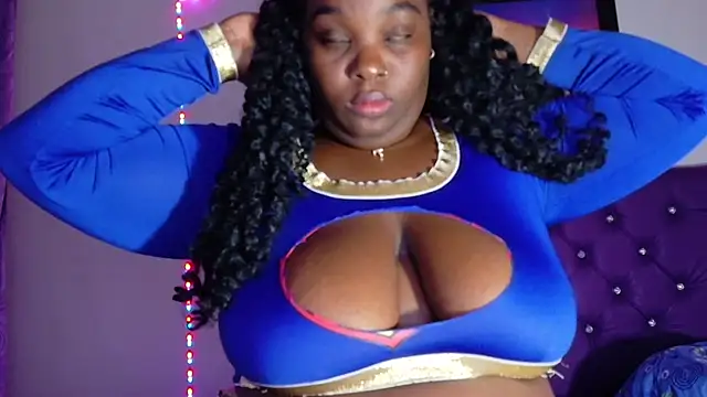 ebony_NeighborMoans webcam