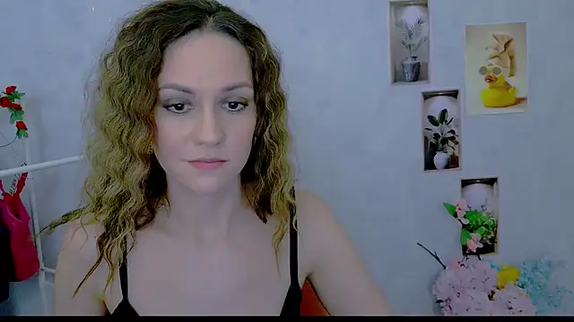 lina_star_s - Lina_Star_S's free webcam - UK Sex Cams