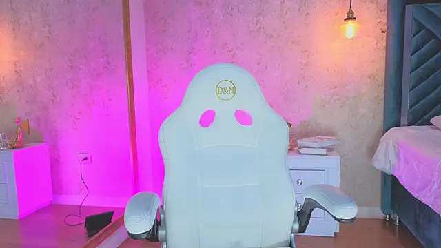 AlessiaLondon webcam