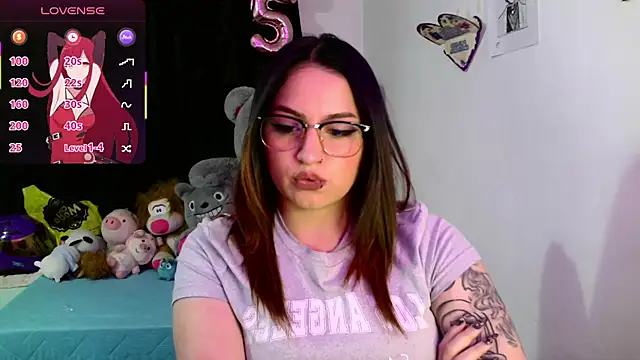 lucycherry__ webcam