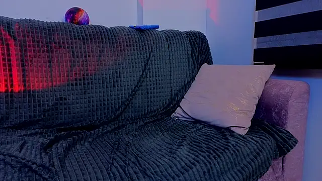 _scarletmoore webcam