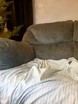 Tattoodaddycumslut webcam