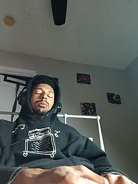 BigPrettyDick777 webcam