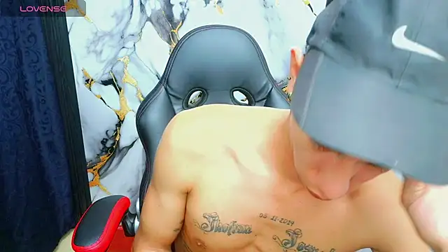The_latin_boy webcam
