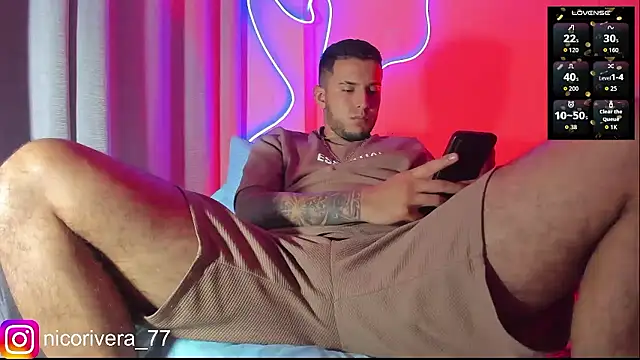 nico_rivera webcam