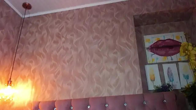 Milf_NaomiBraunx webcam