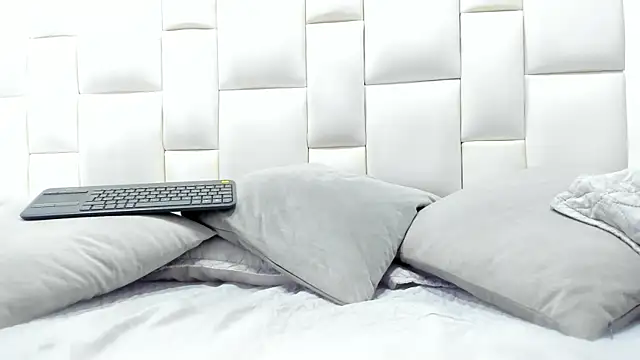 camila__herrera webcam