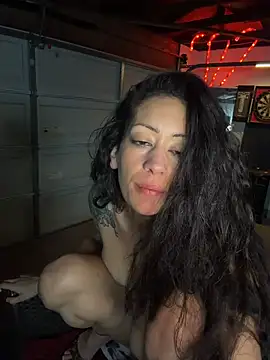 YourPlayfulCouple webcam