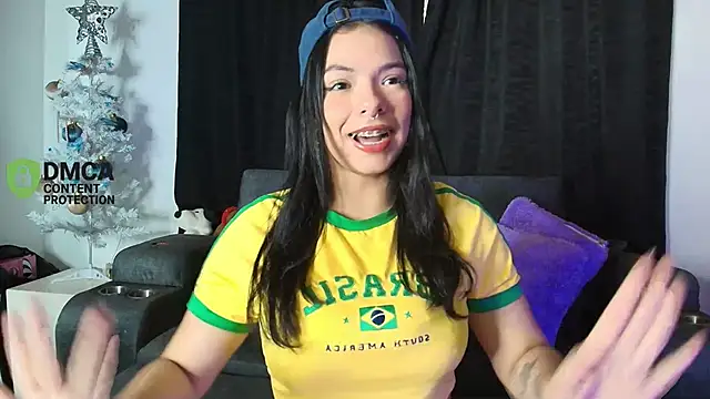 yungelitamor_ webcam