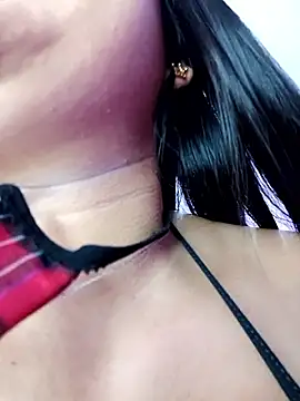 lunaarosse - LunaaRosse's free webcam - UK Sex Cams