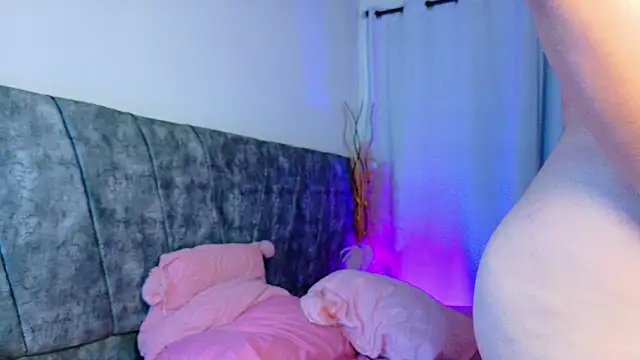 NanyMatrioska webcam